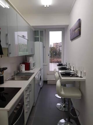 Minimalist Apartment Located Near Belem Lisbon Exterior photo