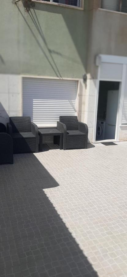 Minimalist Apartment Located Near Belem Lisbon Exterior photo
